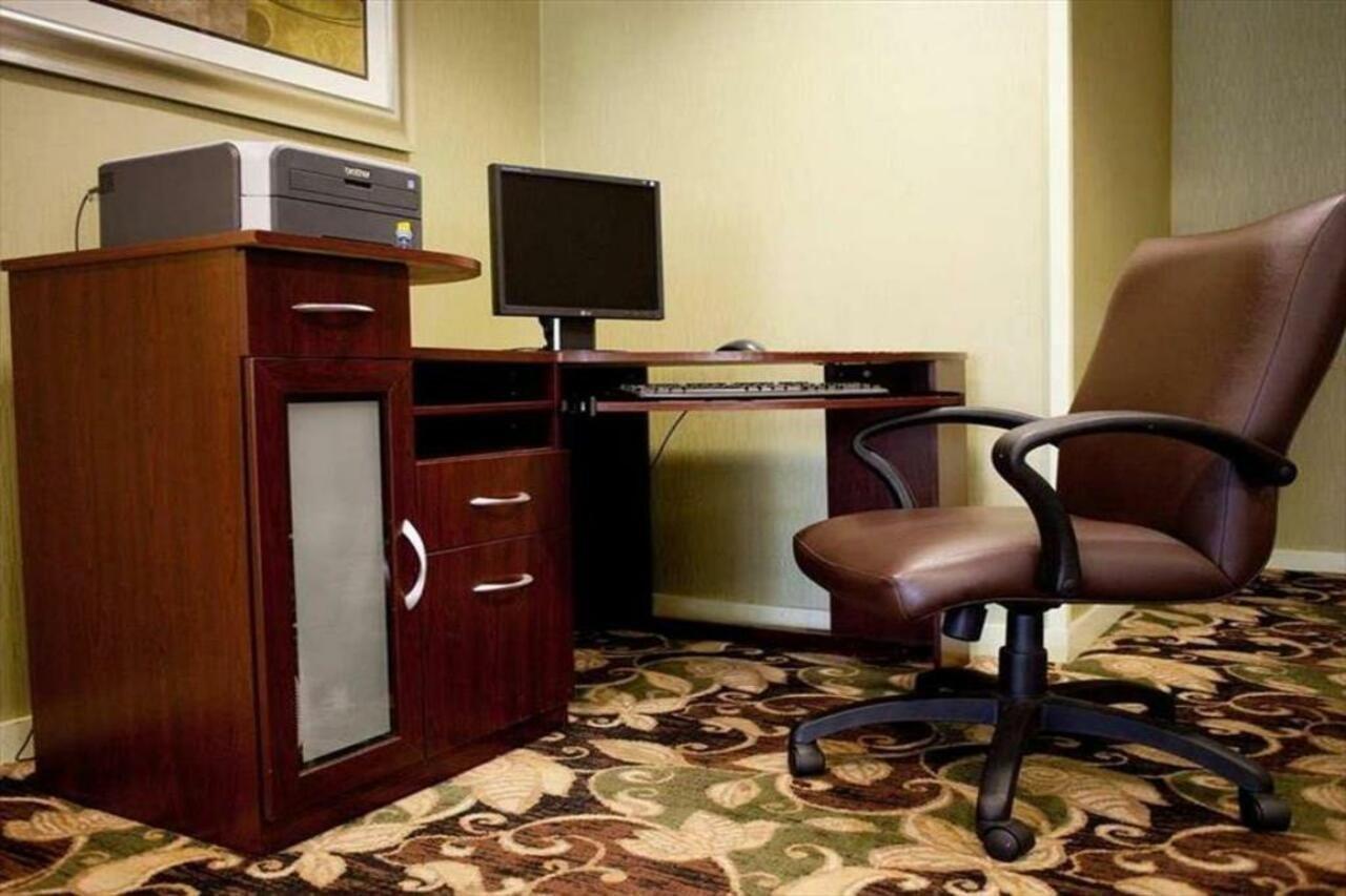Dublin Inn And Suites Extérieur photo