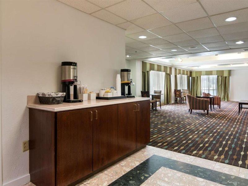 Dublin Inn And Suites Extérieur photo