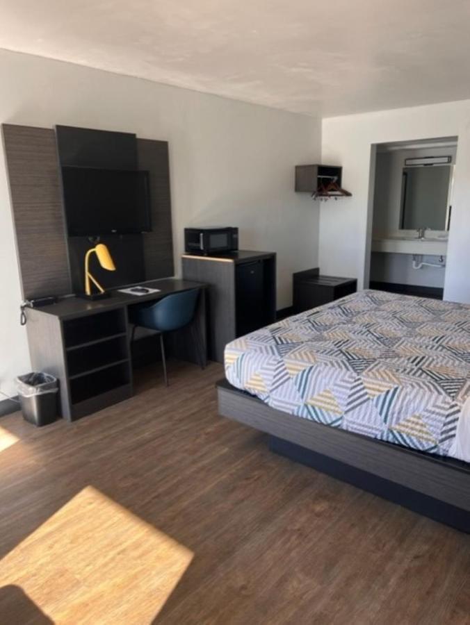 Dublin Inn And Suites Extérieur photo