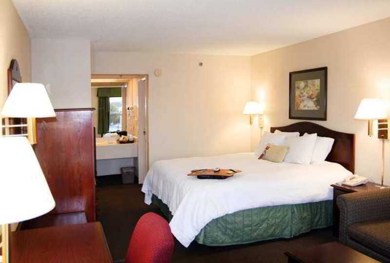 Dublin Inn And Suites Extérieur photo